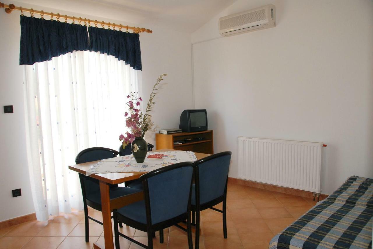 Apartmani Bauk Poreč Zewnętrze zdjęcie