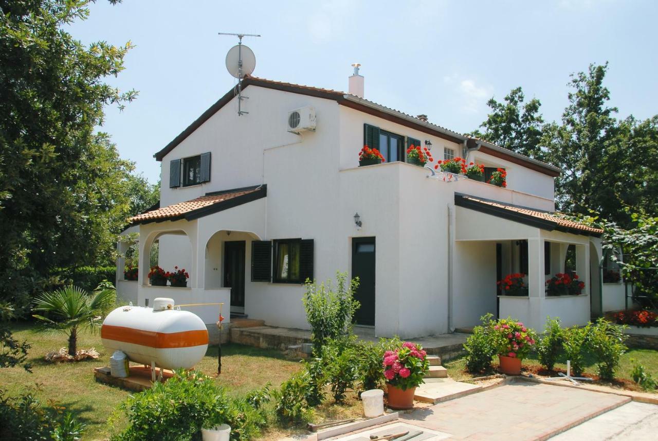 Apartmani Bauk Poreč Zewnętrze zdjęcie